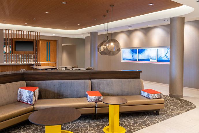 Imagen de los interiores del Hotel SpringHill Suites by Marriott Overland Park Leawood. Foto 16