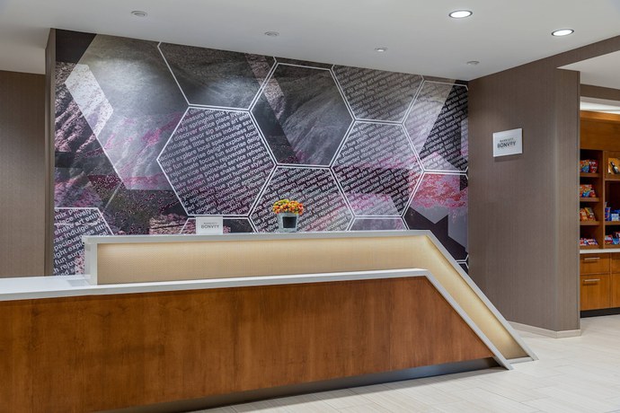 Imagen de los interiores del Hotel SpringHill Suites by Marriott Overland Park Leawood. Foto 19