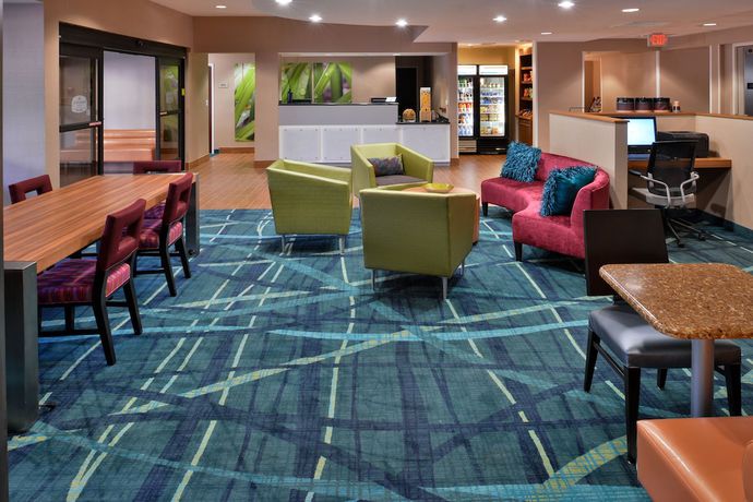 Imagen del bar/restaurante del Hotel SpringHill Suites by Marriott Pasadena / Arcadia. Foto 2