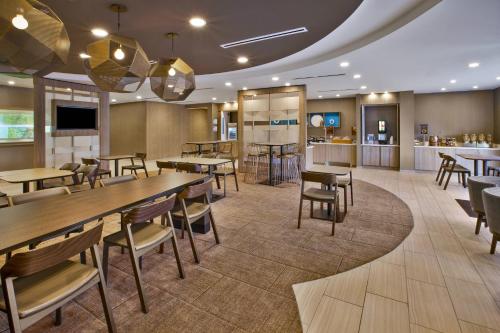 Imagen general del Hotel SpringHill Suites by Marriott Pittsburgh Butler/Centre City. Foto 4