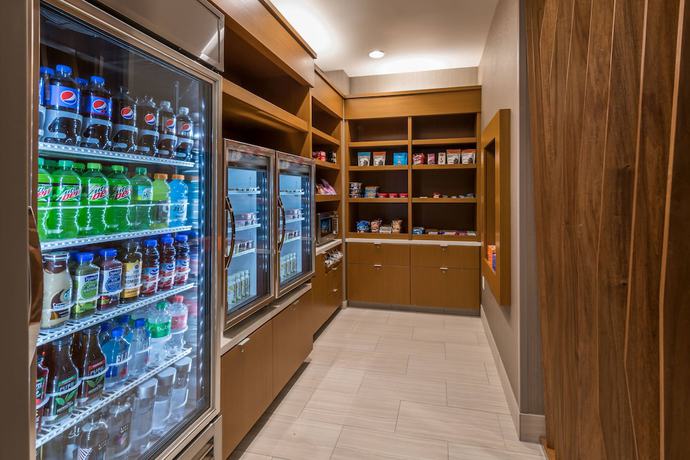 Imagen del bar/restaurante del Hotel SpringHill Suites by Marriott Reno. Foto 6