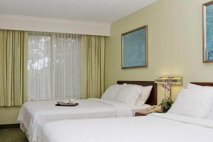 Imagen de la habitación del Hotel SpringHill Suites by Marriott Sarasota Bradenton. Foto 5