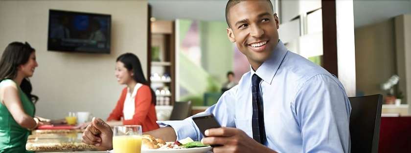 Imagen del bar/restaurante del Hotel SpringHill Suites by Marriott Voorhees Mt. Laurel/Cherry Hill. Foto 13
