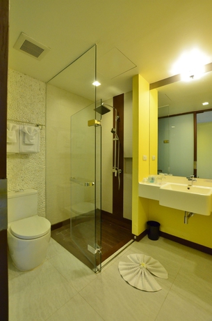 Imagen de la habitación del Hotel Springfield At Sea Resort and Spa. Foto 8