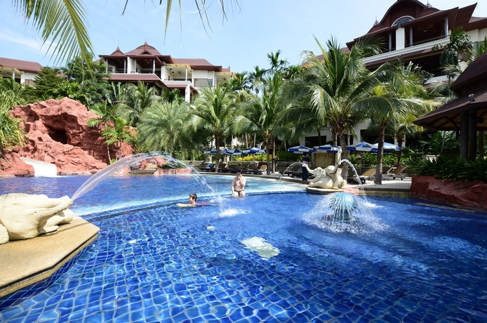 Imagen de la piscina del Hotel Springfield Village Golf and Spa. Foto 13