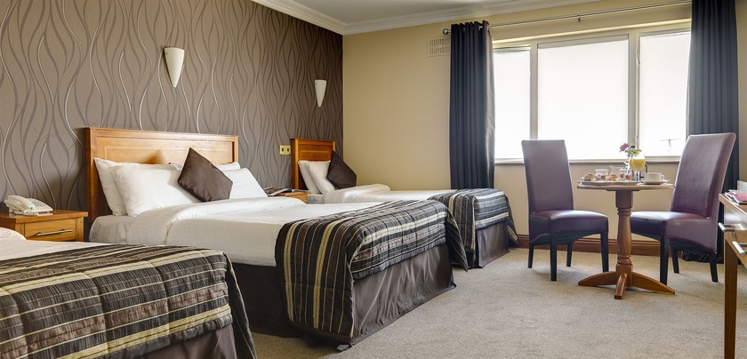 Imagen de la habitación del Hotel Springhill Court. Foto 3