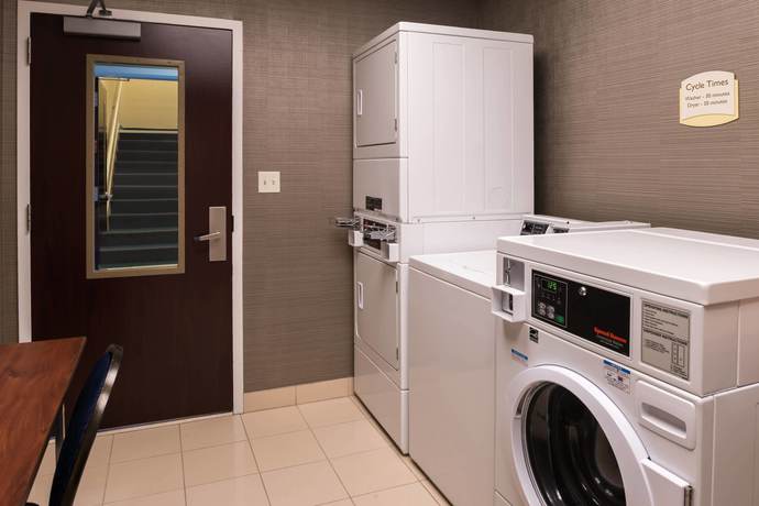 Imagen de los interiores del Hotel Springhill Suites Boise West/eagle. Foto 15