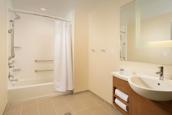 Imagen de la habitación del Hotel Springhill Suites Bridgeport Clarksburg. Foto 3