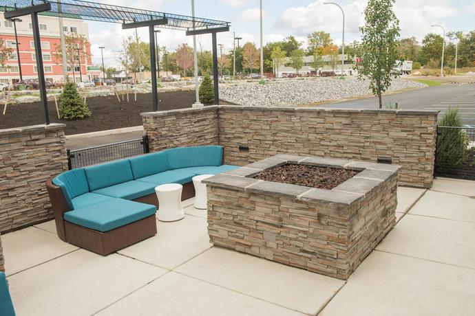 Imagen de los exteriores del Hotel Springhill Suites Buffalo Airport. Foto 6