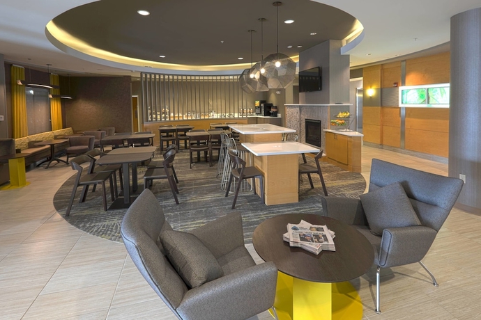 Imagen de los interiores del Hotel Springhill Suites By Marriott Albany-colonie. Foto 15