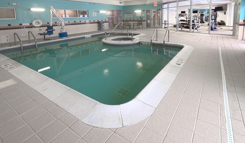 Imagen de la piscina del Hotel Springhill Suites By Marriott Albany-colonie. Foto 18