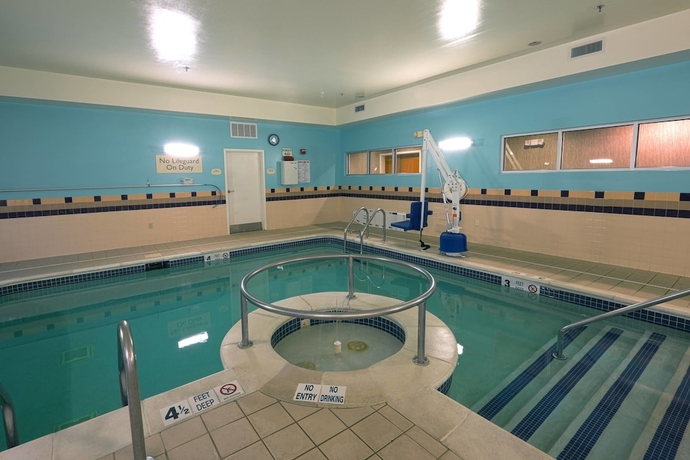 Imagen de la piscina del Hotel Springhill Suites By Marriott Albany-colonie. Foto 19