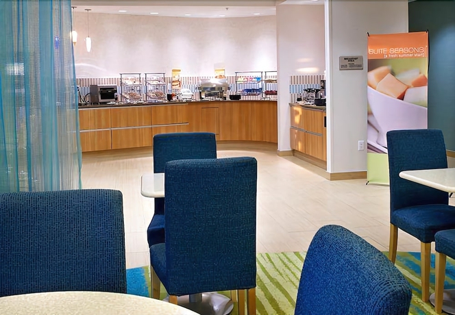 Imagen del bar/restaurante del Hotel Springhill Suites By Marriott Albuquerque North/journal Center. Foto 3