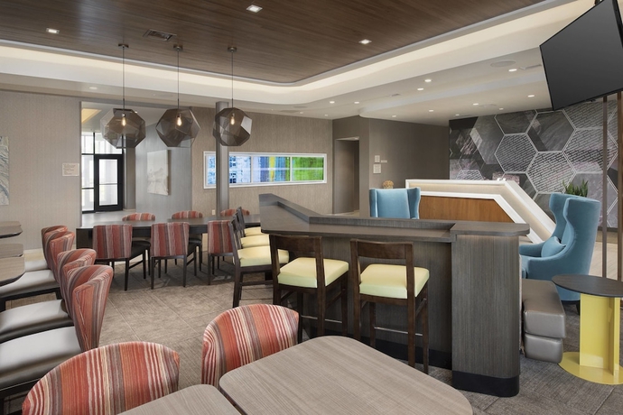 Imagen del bar/restaurante del Hotel Springhill Suites By Marriott Albuquerque North/journal Center. Foto 5