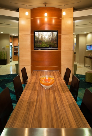 Imagen del bar/restaurante del Hotel Springhill Suites By Marriott Annapolis. Foto 2