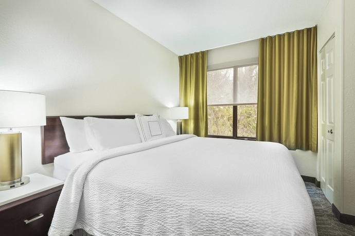 Imagen de la habitación del Hotel Springhill Suites By Marriott Asheville. Foto 8