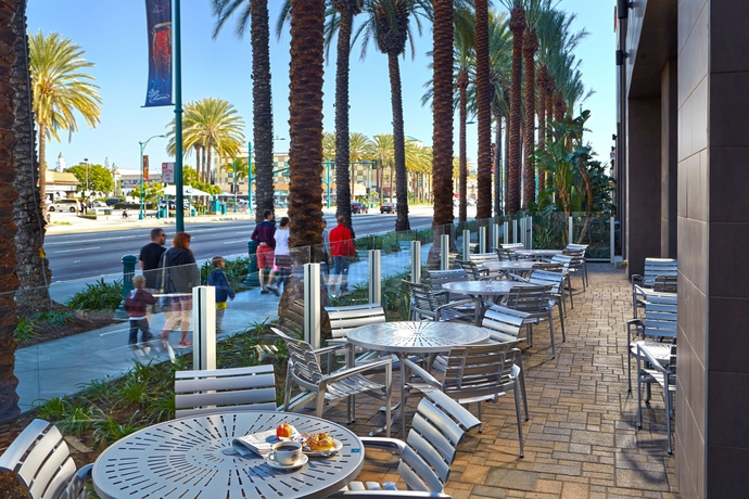 Imagen del bar/restaurante del Hotel Springhill Suites By Marriott At Anaheim Resort/conv. Cntr. Foto 5