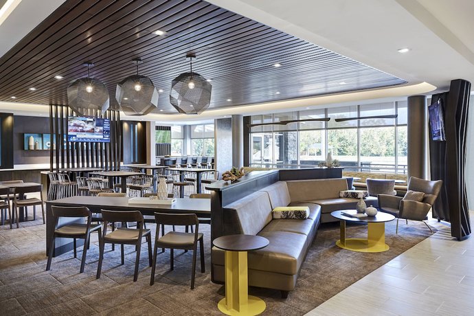 Imagen de los interiores del Hotel Springhill Suites By Marriott Atlanta Alpharetta/roswell. Foto 9