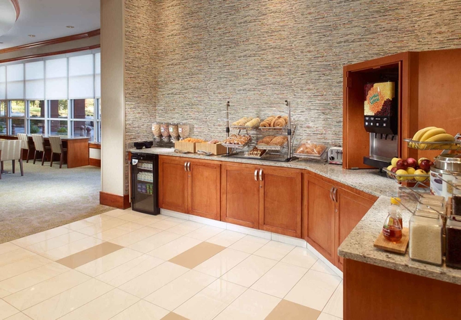 Imagen del bar/restaurante del Hotel Springhill Suites By Marriott Atlanta Buckhead. Foto 5