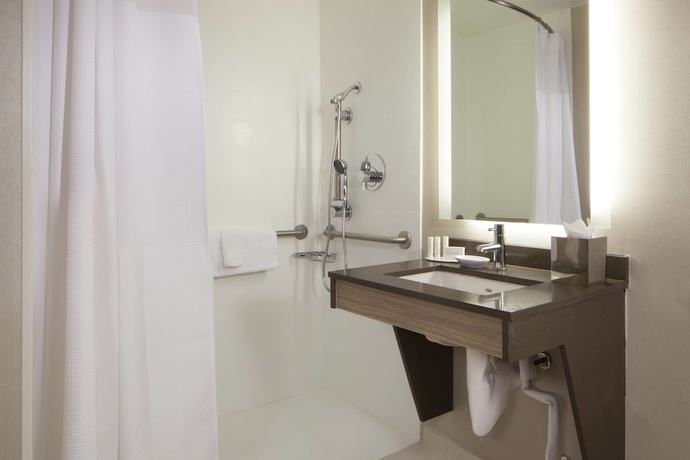 Imagen de la habitación del Hotel Springhill Suites By Marriott Atlanta Kennesaw. Foto 6