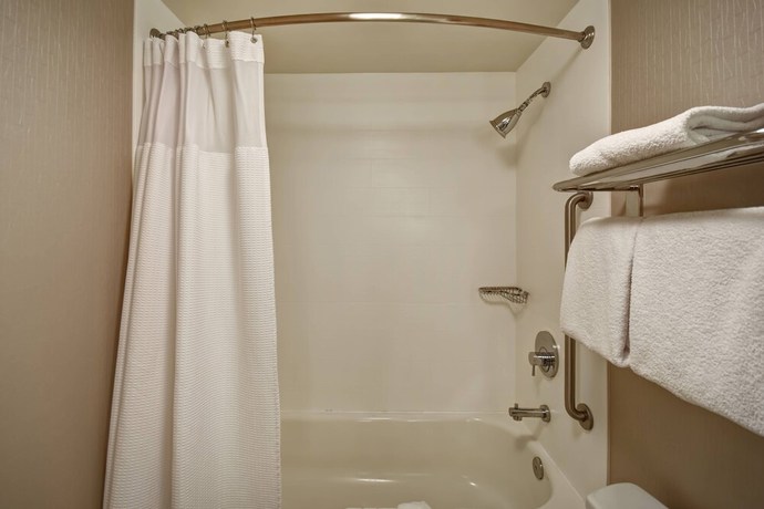 Imagen de la habitación del Hotel Springhill Suites By Marriott Atlanta Kennesaw. Foto 7
