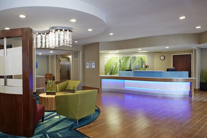 Imagen de los interiores del Hotel Springhill Suites By Marriott Atlanta Six Flags. Foto 17
