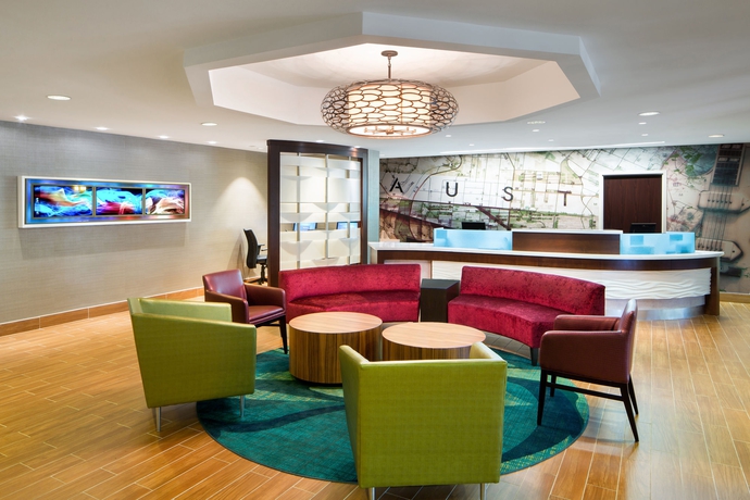 Imagen de los interiores del Hotel Springhill Suites By Marriott Austin South. Foto 12