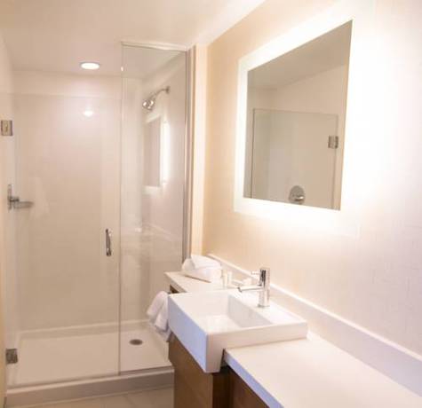 Imagen de la habitación del Hotel Springhill Suites By Marriott Bloomington. Foto 6