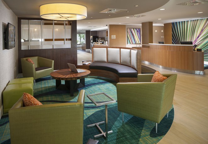 Imagen de los interiores del Hotel Springhill Suites By Marriott Boca Raton. Foto 17