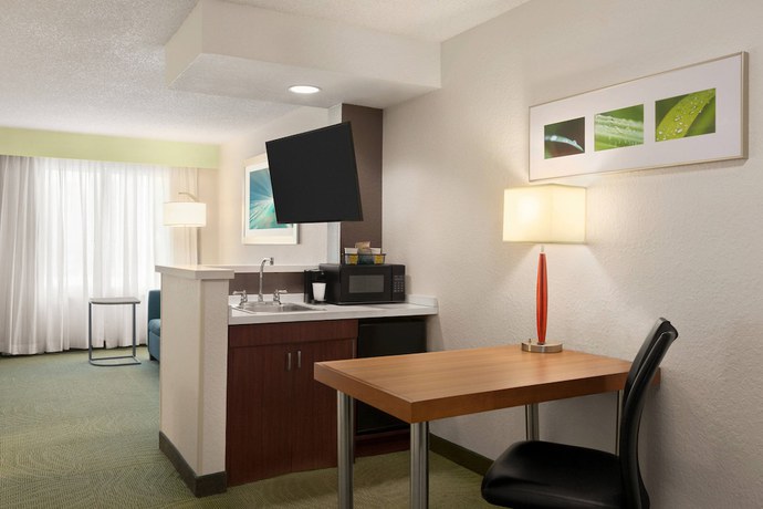 Imagen de la habitación del Hotel Springhill Suites By Marriott Boca Raton. Foto 4