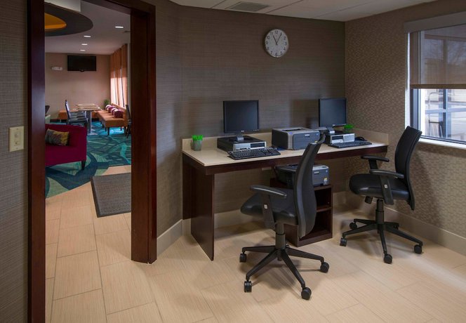 Imagen de los interiores del Hotel Springhill Suites By Marriott Bolingbrook. Foto 18