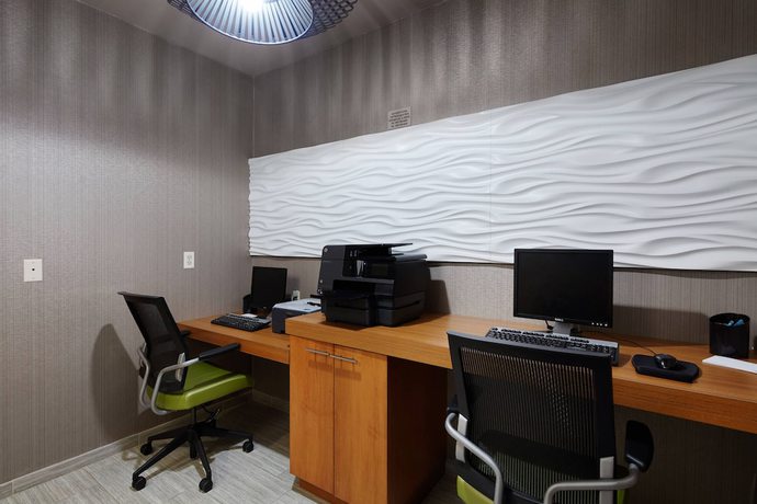 Imagen de los interiores del Hotel Springhill Suites By Marriott Bolingbrook. Foto 19