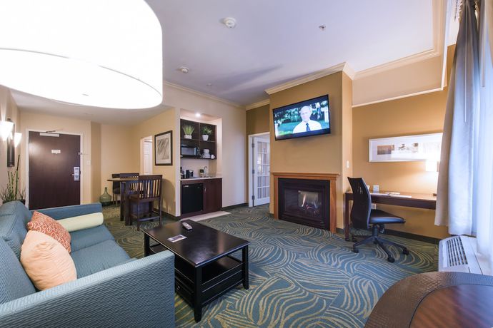 Imagen de la habitación del Hotel Springhill Suites By Marriott Boston Devens Common Center. Foto 12