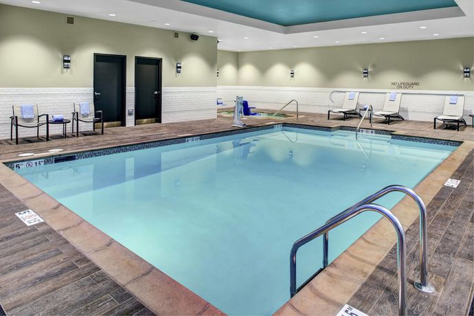 Imagen de la piscina del Hotel Springhill Suites By Marriott Bozeman. Foto 12
