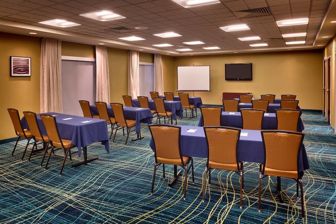 Imagen de los interiores del Hotel Springhill Suites By Marriott Cedar City. Foto 12