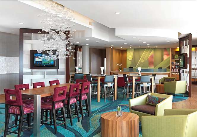 Imagen de los interiores del Hotel Springhill Suites By Marriott Charleston Mount Pleasant. Foto 12