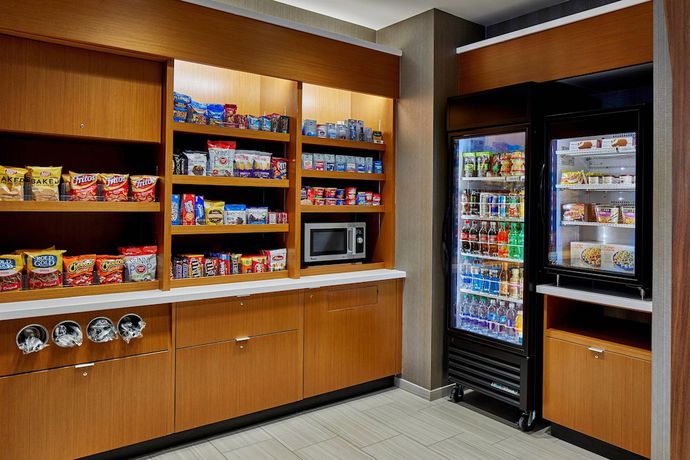 Imagen del bar/restaurante del Hotel Springhill Suites By Marriott Charlotte At Carowinds. Foto 5
