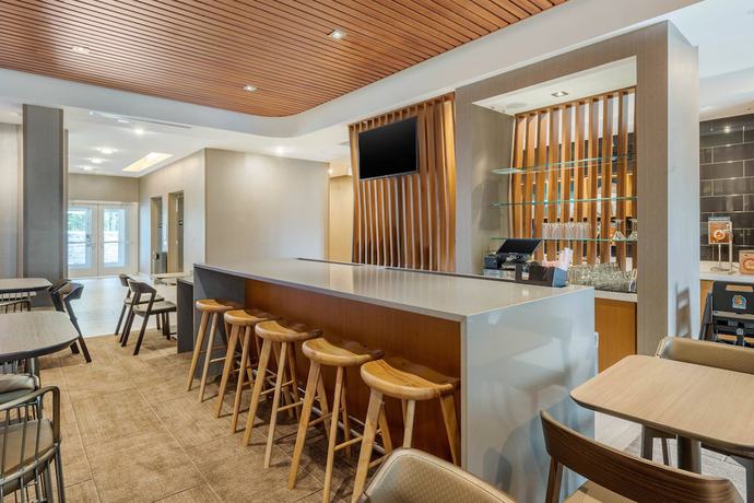 Imagen del bar/restaurante del Hotel Springhill Suites By Marriott Charlotte Southwest. Foto 2