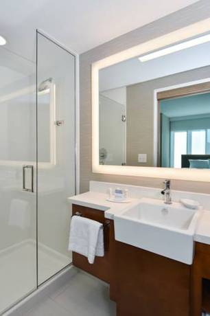 Imagen de la habitación del Hotel Springhill Suites By Marriott Charlotte Uptown. Foto 7