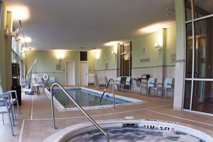 Imagen de la piscina del Hotel Springhill Suites By Marriott Chattanooga Downtown/cameron Harbor. Foto 19