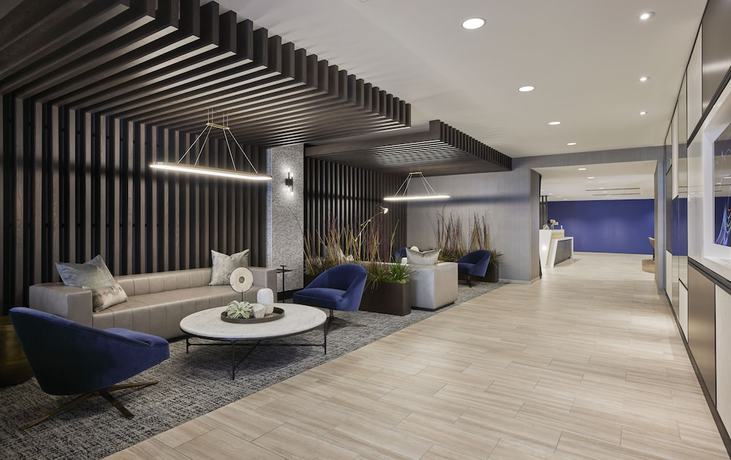 Imagen de los interiores del Hotel Springhill Suites By Marriott Chicago Chinatown. Foto 14