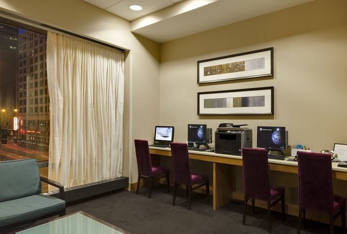 Imagen de los interiores del Hotel Springhill Suites By Marriott Chicago Downtown/ River North. Foto 11