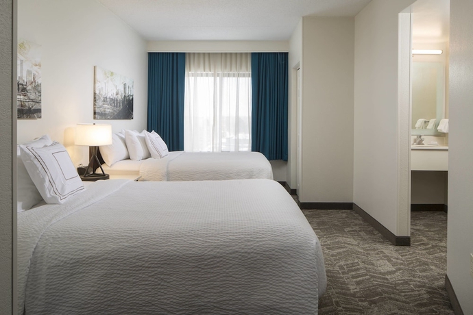 Imagen de la habitación del Hotel Springhill Suites By Marriott Chicago Lincolnshire. Foto 9