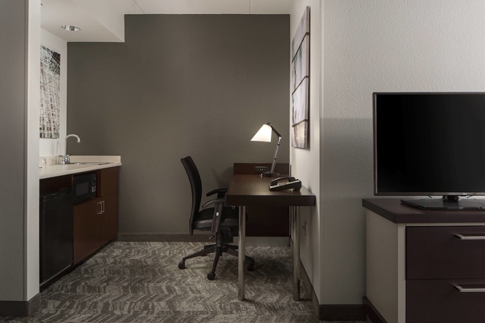 Imagen de la habitación del Hotel Springhill Suites By Marriott Chicago Lincolnshire. Foto 10