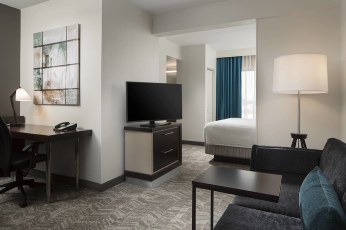 Imagen de la habitación del Hotel Springhill Suites By Marriott Chicago Lincolnshire. Foto 11