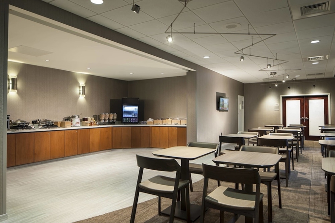 Imagen del bar/restaurante del Hotel Springhill Suites By Marriott Chicago Lincolnshire. Foto 7