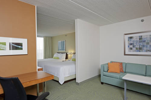 Imagen de la habitación del Hotel Springhill Suites By Marriott Chicago Naperville/warrenville. Foto 3