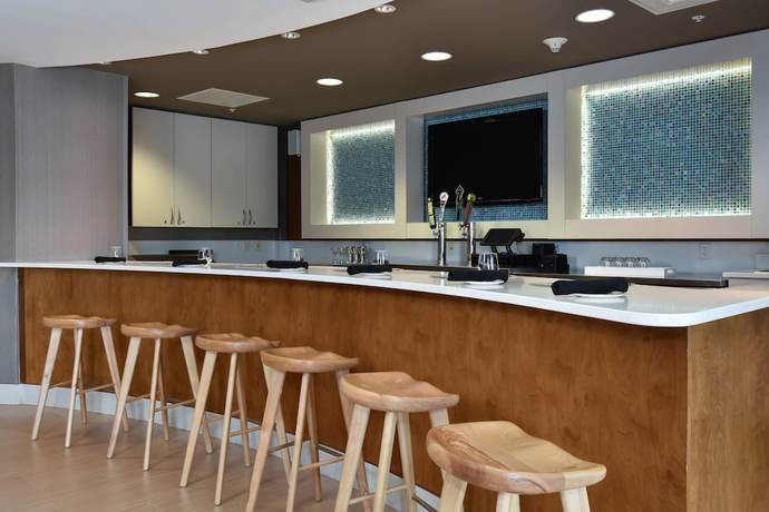 Imagen del bar/restaurante del Hotel Springhill Suites By Marriott Columbia Downtown/the Vista. Foto 3