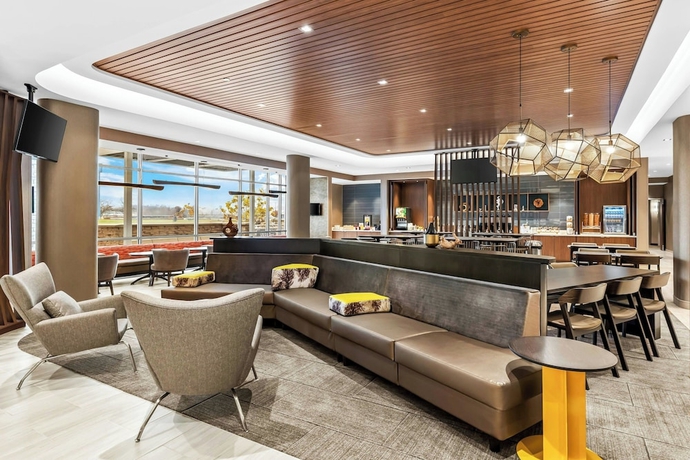 Imagen de los interiores del Hotel Springhill Suites By Marriott Columbus West. Foto 13