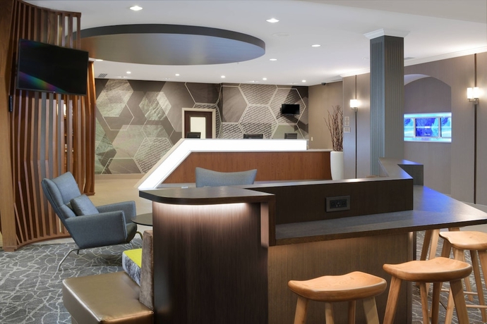 Imagen de los interiores del Hotel Springhill Suites By Marriott Dallas Addison/quorum Drive. Foto 14